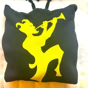 Gucci limited edition chateau Marmont hoodie size Small. Lightly worn